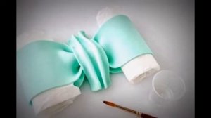 Бант из мастики для украшения торта Fondant