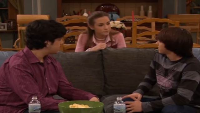 La verdadera razon por la que Drake y Mindy se odian. Drake y Josh смотреть онлайн