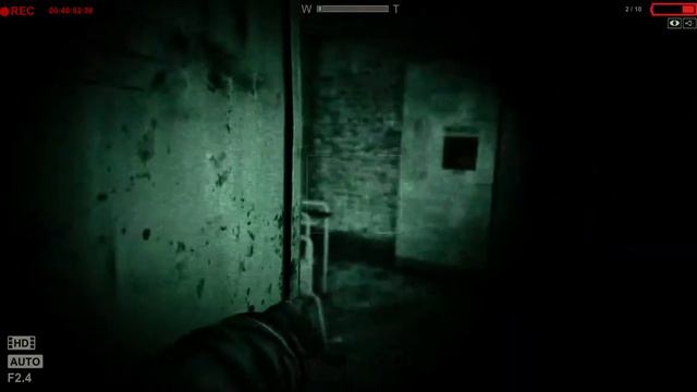 outlast смотреть онлайн