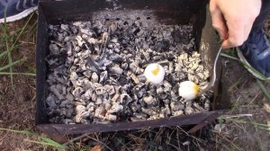 Яйца запеченные в костре