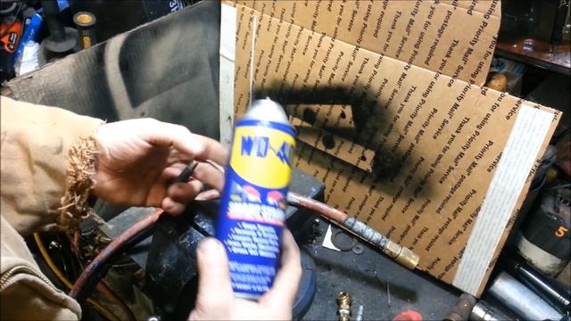 Refill flat AEROSOL Spray Cans like the WD-40 and others смотреть онлайн