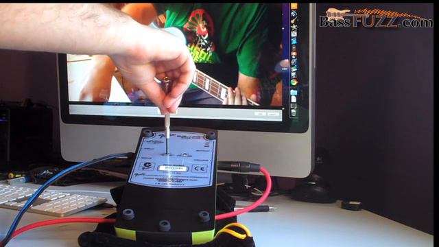 Bassfuzz.com Presents: Fender Sub-Lime Bass Fuzz смотреть онлайн