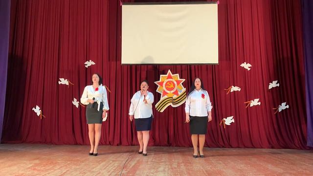 Вита Антропова, Светлана Осовская, Ольга Шелест, "Дабл Войс", "Крымчанка" - Встанем смотреть онлайн