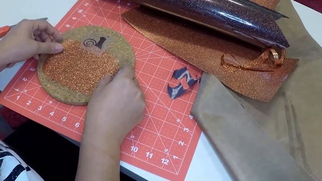 Craftmas Episode 16: Decorating a Cork Trivit with HTV смотреть онлайн