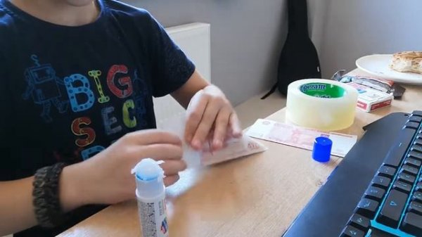 Как сделать заготовку для очень крутого фокуса с сайта wonder.makers.shop.com с канала magic five