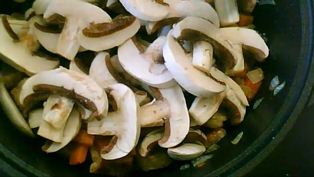 ГРЕЧКА ПО КУПЕЧЕСКИ С МЯСОМ И ГРИБАМИ Очень вкусная гречка смотреть онлайн