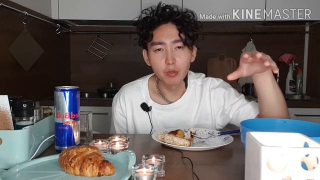 Мукбанг. Обсудим что-нибудь.