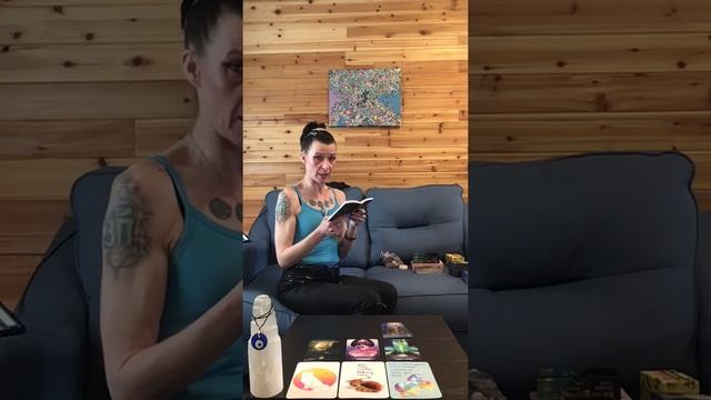 Aquarius Random Weekend Oracle Reading 4/8-10, 2022 (with new decks) смотреть онлайн