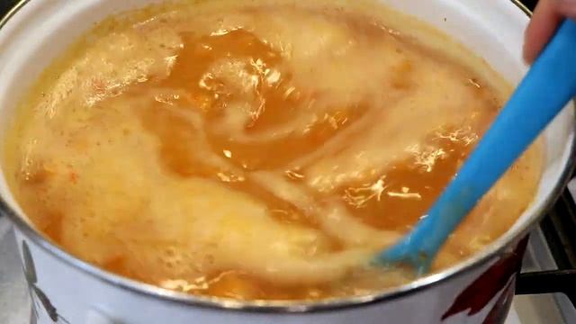 Суп томатный с грибами. Очень вкусно