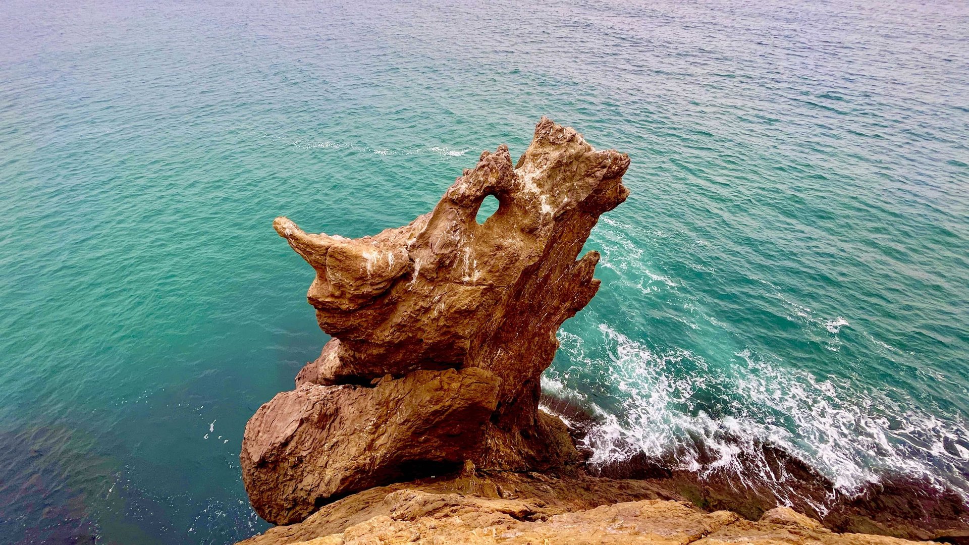 Мыс ФИОЛЕНТ-это ЖЕСТЬ!Скала ДРАКОН-она только в Крыму!Снова ОБВАЛ ,Пляж Царское село ВСЁ!Севастополь смотреть онлайн