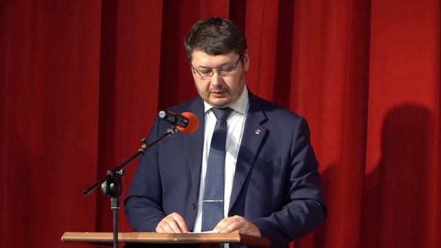Евгений Чекин - Соколиный центр смотреть онлайн