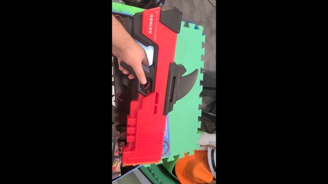FREE ROBUX GIVEAWAY - MM2 Shark Seeker Nerf Review смотреть онлайн