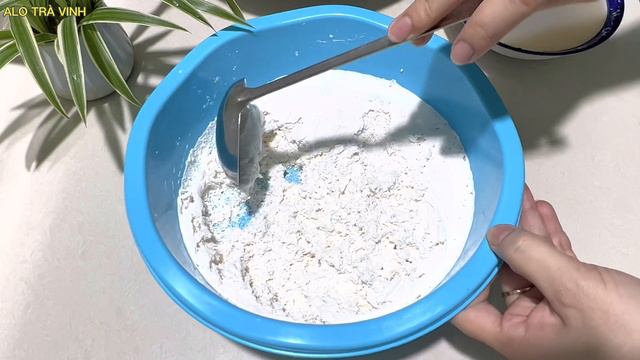 CÁCH LÀM BÁNH BÒ NƯỚNG NGON NHẤT THẾ GIỚI - Baked rice cake смотреть онлайн