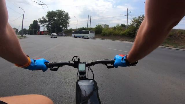 На велосипеде по городу смотреть онлайн