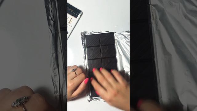 ASMR горького шоколада смотреть онлайн