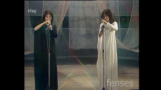 1977 Baccara Debut En España En Directo Completo. Maria Mendiola Mayte Mateos 1977