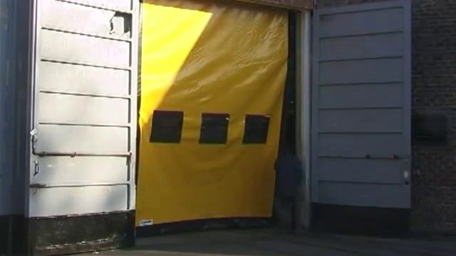 Скоростные рулонные ворота Dynaco смотреть онлайн