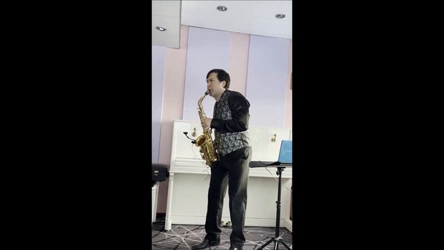 А Бабаджанян "Ноктюрн" исп. Михаил Минкин смотреть онлайн