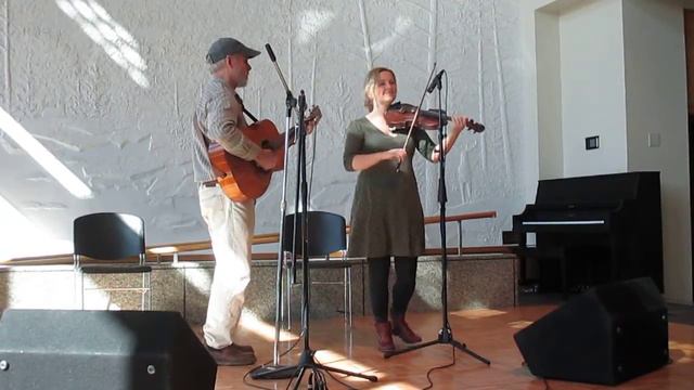 "Fort Smith Breakdown" ~ Erynn Marshall @ Appalachian State Old-Time Fiddlers Convention смотреть онлайн