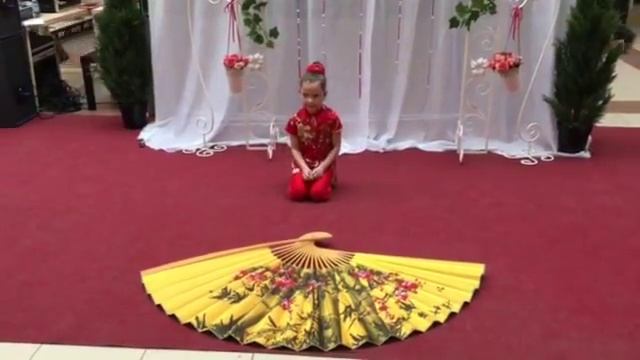 Танец мулан Хлебникова Валерия 5 лет смотреть онлайн