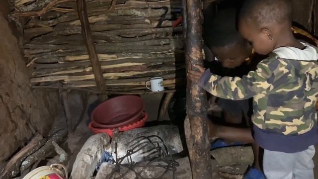 The Strongest Village Mother Lives In The Most Serene Savannah Village Part Of Africa With Her Kids