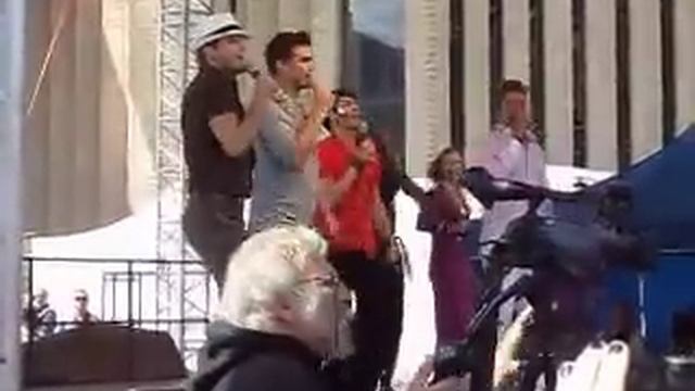 Kerényi Miklós Máté, Mészáros Árpád Zsolt, Szabó Dávid, Dolhai Attila Lehetsz király смотреть онлайн