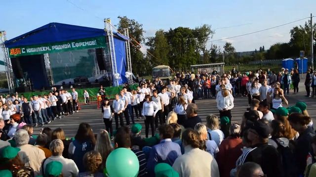 Танцевальный флешмоб. часть 4. школы микрорайонов смотреть онлайн