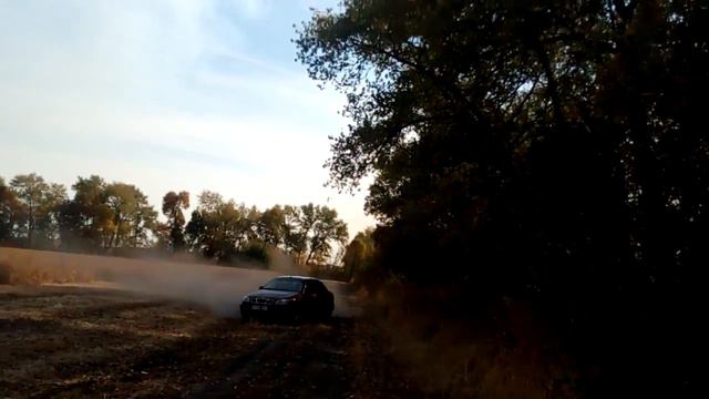 Lanos 1.6 V16 палим резину на земле ! смотреть онлайн