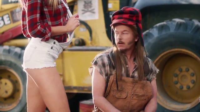 Joe Dirt 2 Beautiful Loser Clip - Charlotte McKinney смотреть онлайн