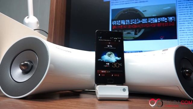 삼성 무선 도킹 오디오 DA-E550, 음악 재생 시연 영상 2 смотреть онлайн