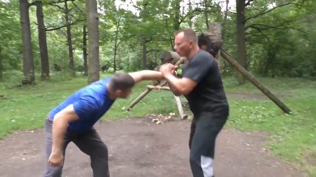 Михаил Грудев - Извор. Тренировка с ножом.Часть 1-я. смотреть онлайн