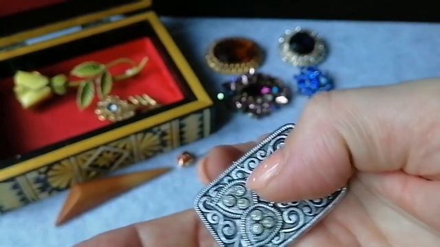 80. Очередная распаковка. Винтажные броши СССР и Чехословакии. смотреть онлайн