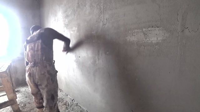 Как дешево и качественно отштукатурить стены дома известковым раствором. смотреть онлайн