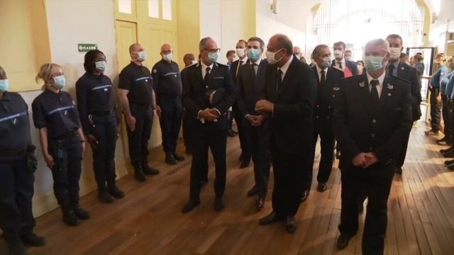 Eric Dupond-Moretti en visite à la prison de Fresnes | AFP Images смотреть онлайн