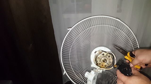 Ремонт вентилятора "SCARLETT" смотреть онлайн