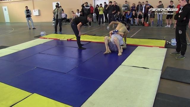 Стрелка в Димитровграде, бой двух новичков