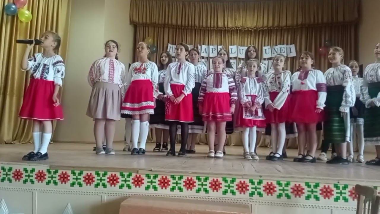 Sarbatori Pascale 2024 смотреть онлайн