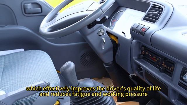 Qingling Isuzu NKR double-row rail car смотреть онлайн