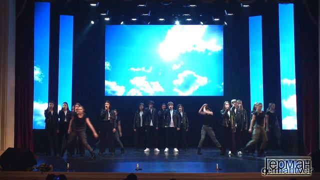 Вокал-дэнс "АССОРТИ" и шоу-балет "ТРЭВЕЛ" - Родина мать смотреть онлайн