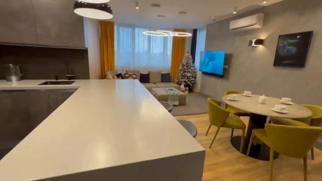 Стильная кварира с Дизайнерским ремонтом в центре! смотреть онлайн