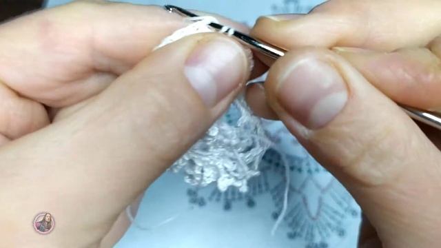Изумительная снежинка крючком. Вяжем по схеме. Читаем схемы. смотреть онлайн