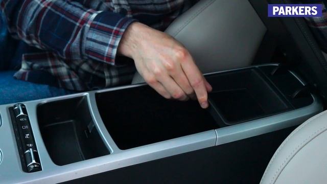 Kia Stinger interior 2018 | Parkers смотреть онлайн