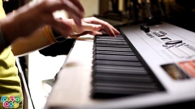 Yamaha MX88 - Demo Performance by Andrea Girbaudo смотреть онлайн