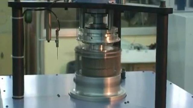 Кругловязальная машина для производства сеток Rius TC 500 смотреть онлайн