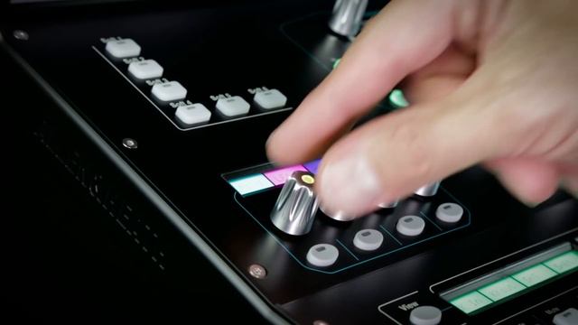 Présentation des consoles numériques Allen & Heath SQ смотреть онлайн
