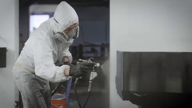 Inside the Steinway factory: Finishing/Coating смотреть онлайн