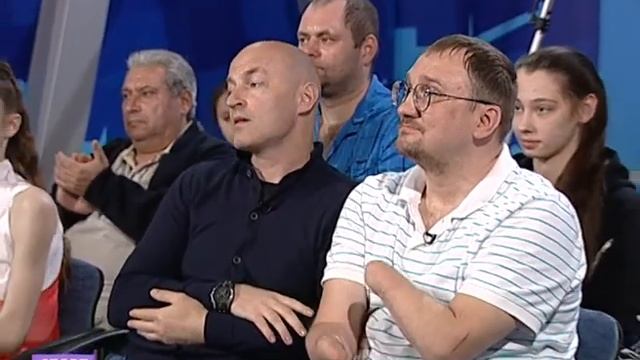 Спортклуб с Мариной Вангели Флеш 20170520 смотреть онлайн