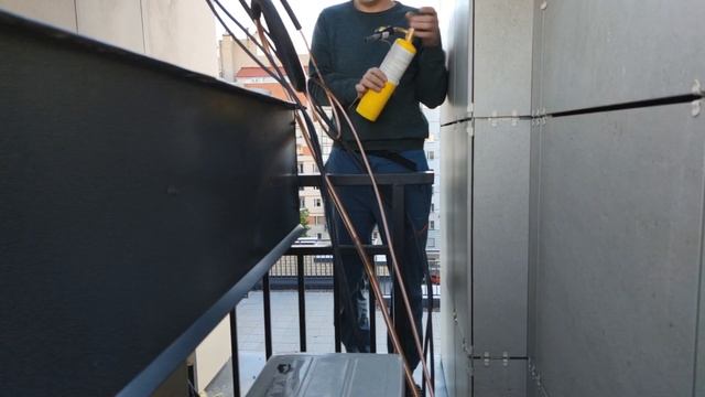 Изготовление и монтаж маслоподъёмных петлей(компенсирующая петля) для кондиционера своими руками. смотреть онлайн