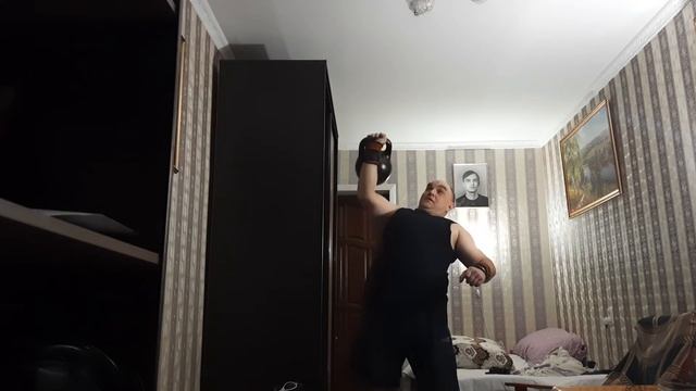 воскресная тренировка жима с гирей 24 кг смотреть онлайн