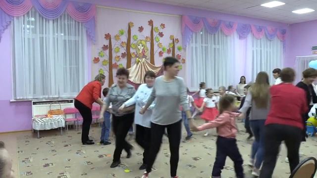 "День матери" смотреть онлайн